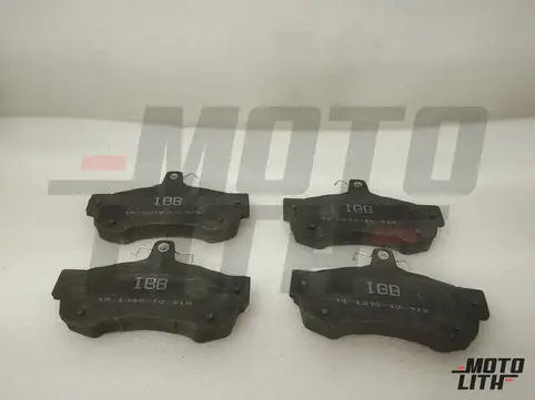 Front Brake Pad Set