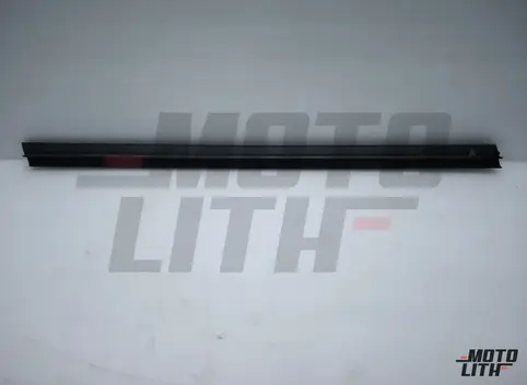 WEATHERSTRIP DOOR INNER LH