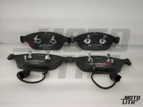 Front Brake Pad Set