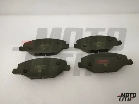 Front Brake Pad Set
