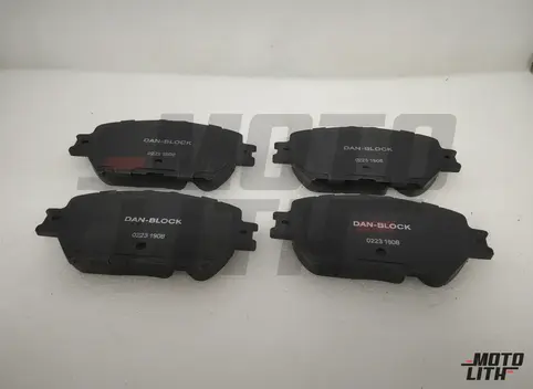 Front Brake Pad Set
