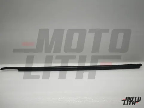 WEATHERSTRIP DOOR OUT LH
