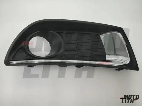 BEZEL, FRONT FOG LAMP RH (CHROME/BLACK)