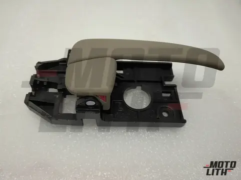 HANDLE ASSY-REAR DOOR INSIDE,RH, INT;ZE