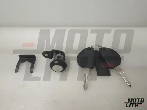 Front Door Lock Right with 2 Keys
