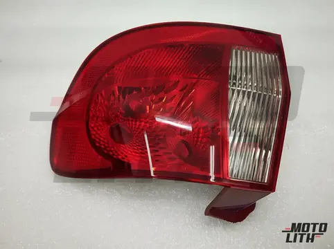 LENS & HSG-REAR COMB LAMP,RH
