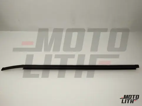 WEATHERSTRIP DOOR OUT LH