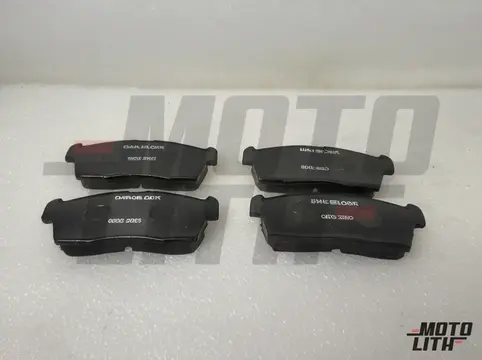 Front Brake Pad Set