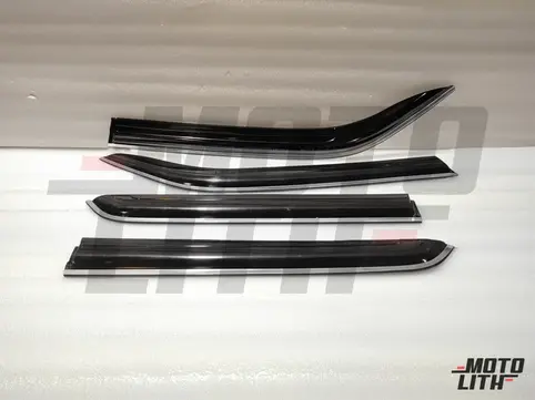 Door Visor with Chrome Strip (Set of 4)