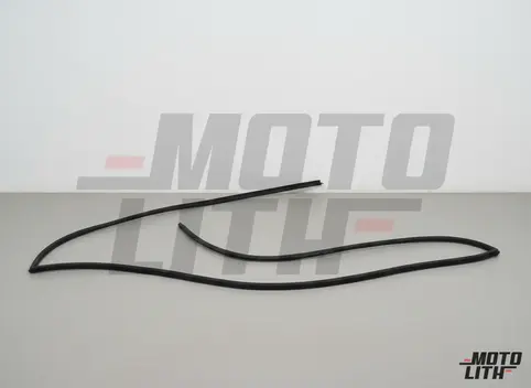 MOLDING WINDSHIELD GLASS