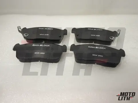 Front Brake Pad Set