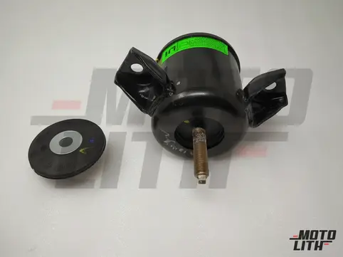 INSULATOR ENG FRT LH