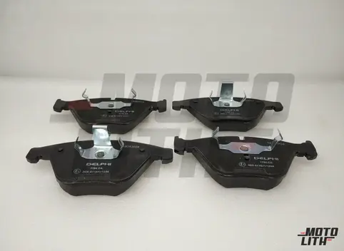 Front Brake Pad Set