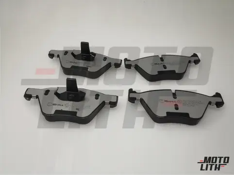 Front Brake Pad Set