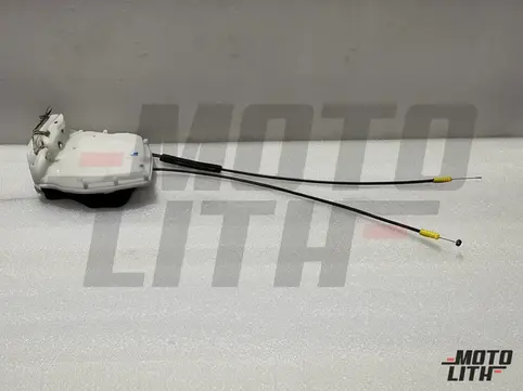 LATCH ASSY REAR DOOR R