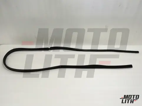 RUN FRT DOOR GLASS