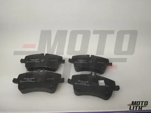 Front Brake Pad Set