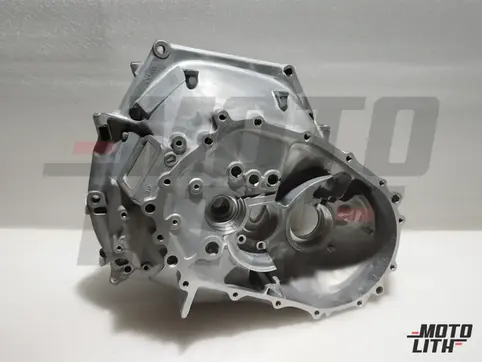 CASE COMPONENT, CLUTCH