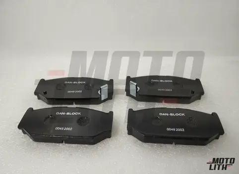 Front Brake Pad Set
