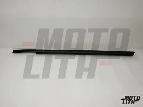 WEATHERSTRIP REAR DOOR OUT LH