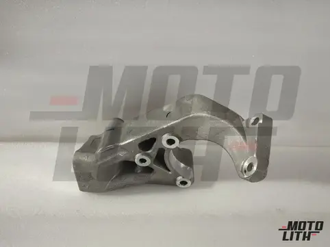 BRACKET ENGINE MTG R
