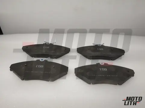 Front Brake Pad Set